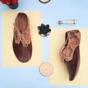 zapato de cuero café chocolate